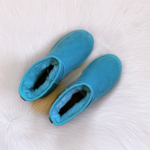 UGG Classic Mini II Boots In Clear Water - Picture 3 of 8